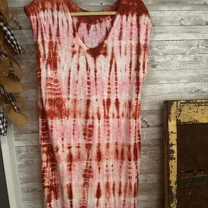 Fun tie-dye maxi. Size large.